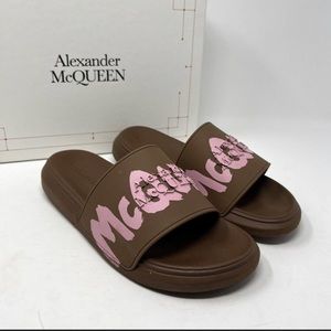Alexander McQueen Graffiti Logo Slides Sandals Cedar Pastel Women’s Size…